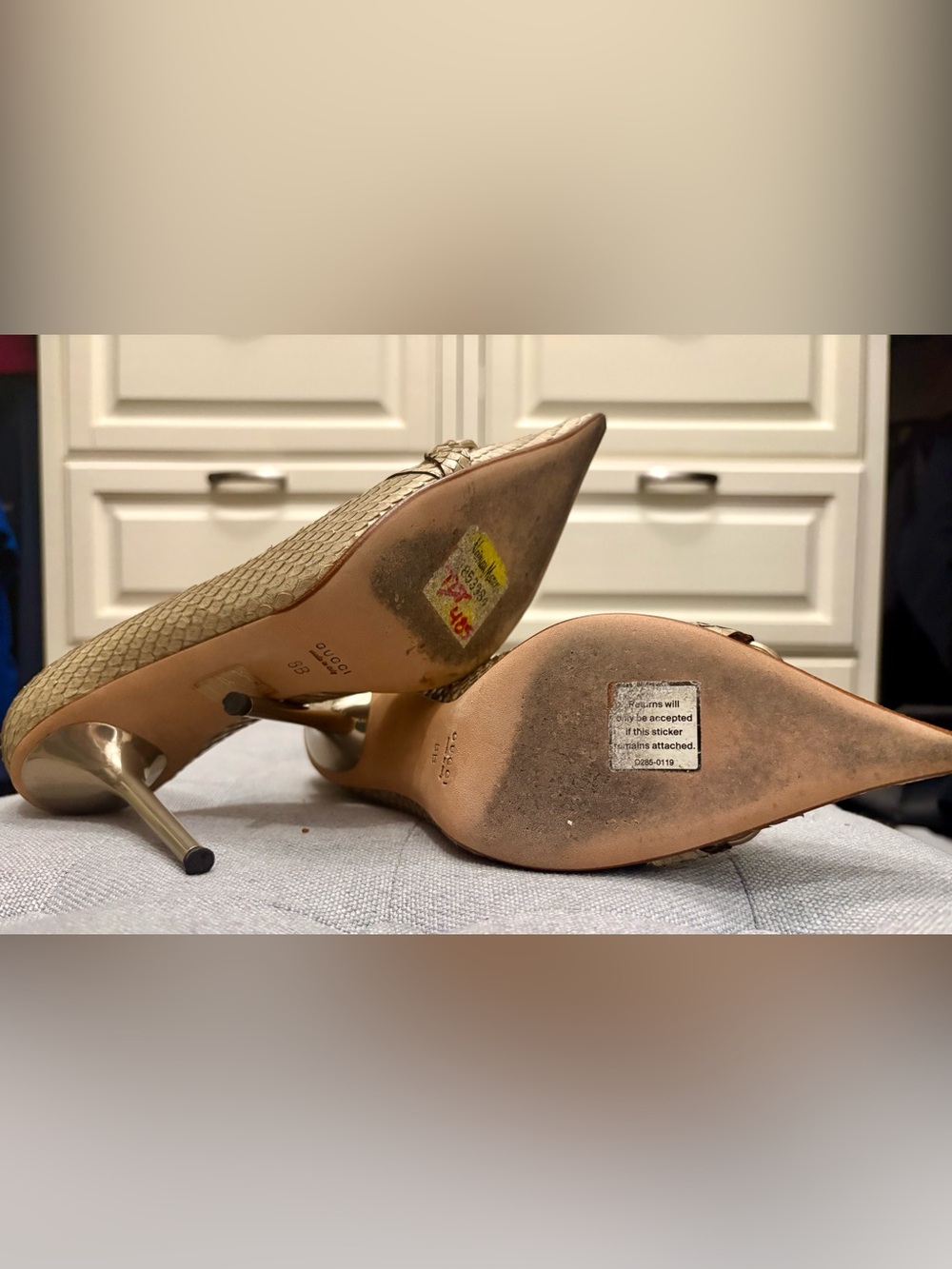 Elegant Beige Stiletto Heels - Picture 4 of 10